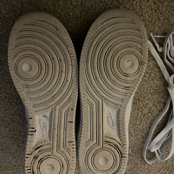 Nike Youth Air Forces Used 5.5 - Picture 4 of 5